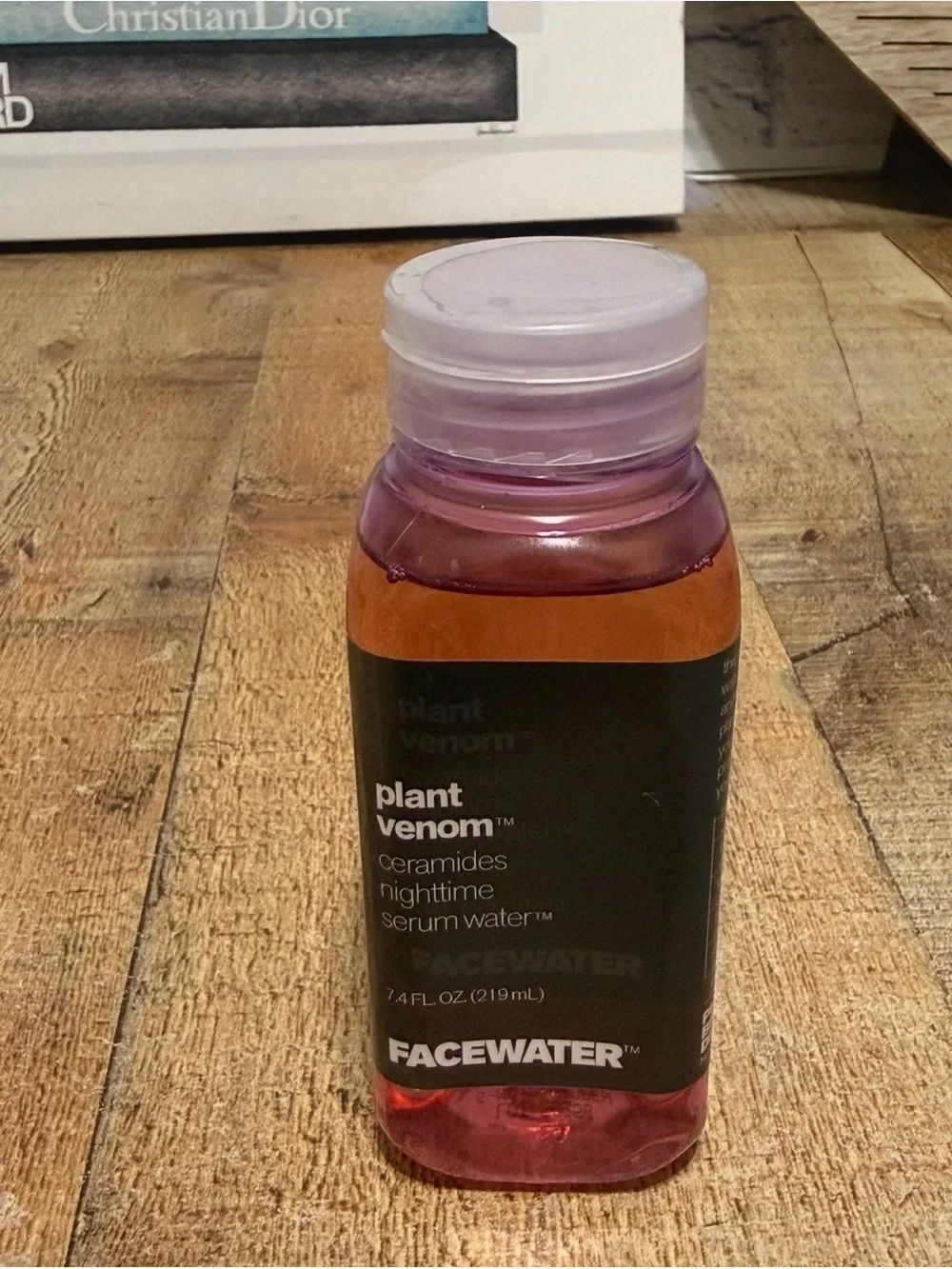 Plant Venom Ceramides Nighttime Serum Water - 7.4 fl oz (219 mL)
Brand New